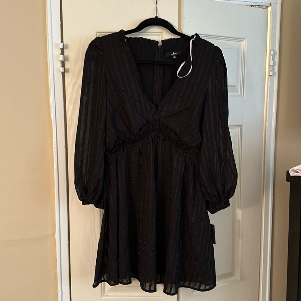 Lulus black dress